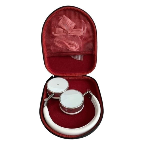 NIB CLEER BT Wireless Headphone Lightweight White Silver Bluetooth Headphones - Picture 9 of 10